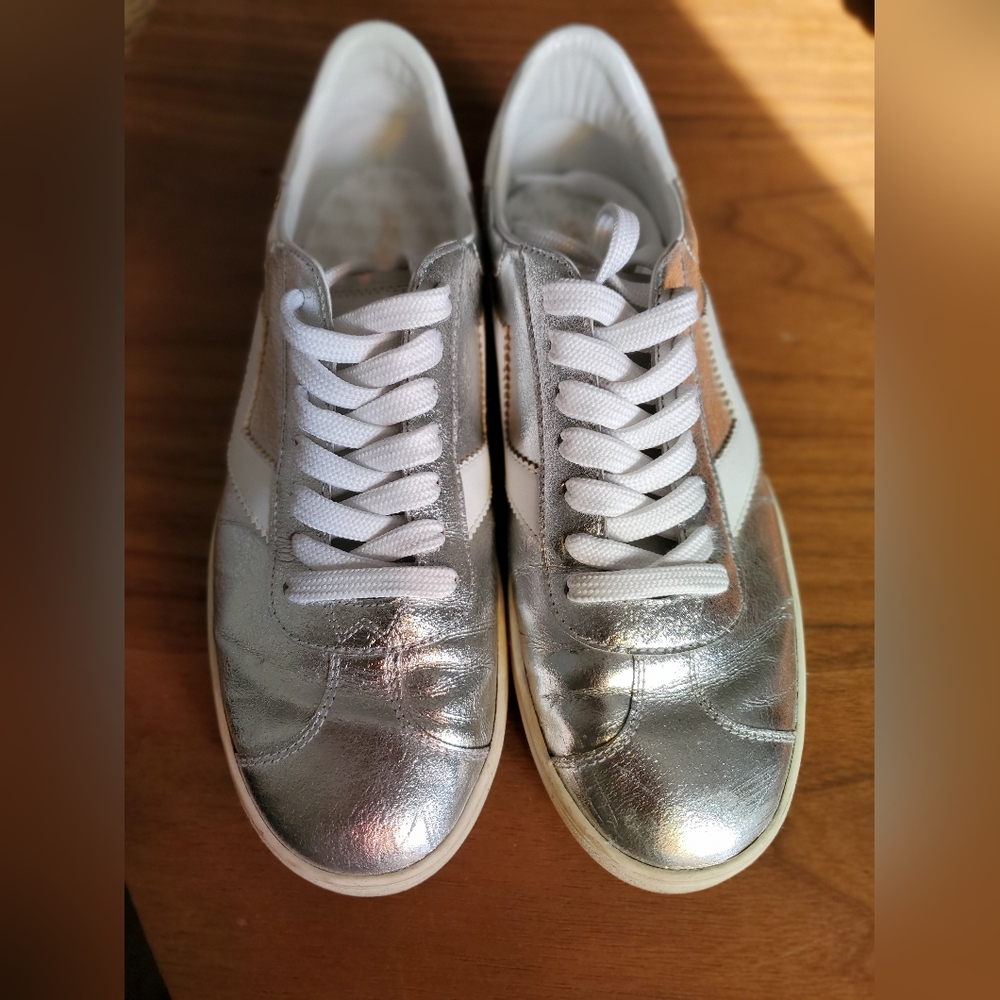 Stuart Weitzman Daryl Women’s Metallic Silver Casual Sneakers Stylish Lace-Up 9